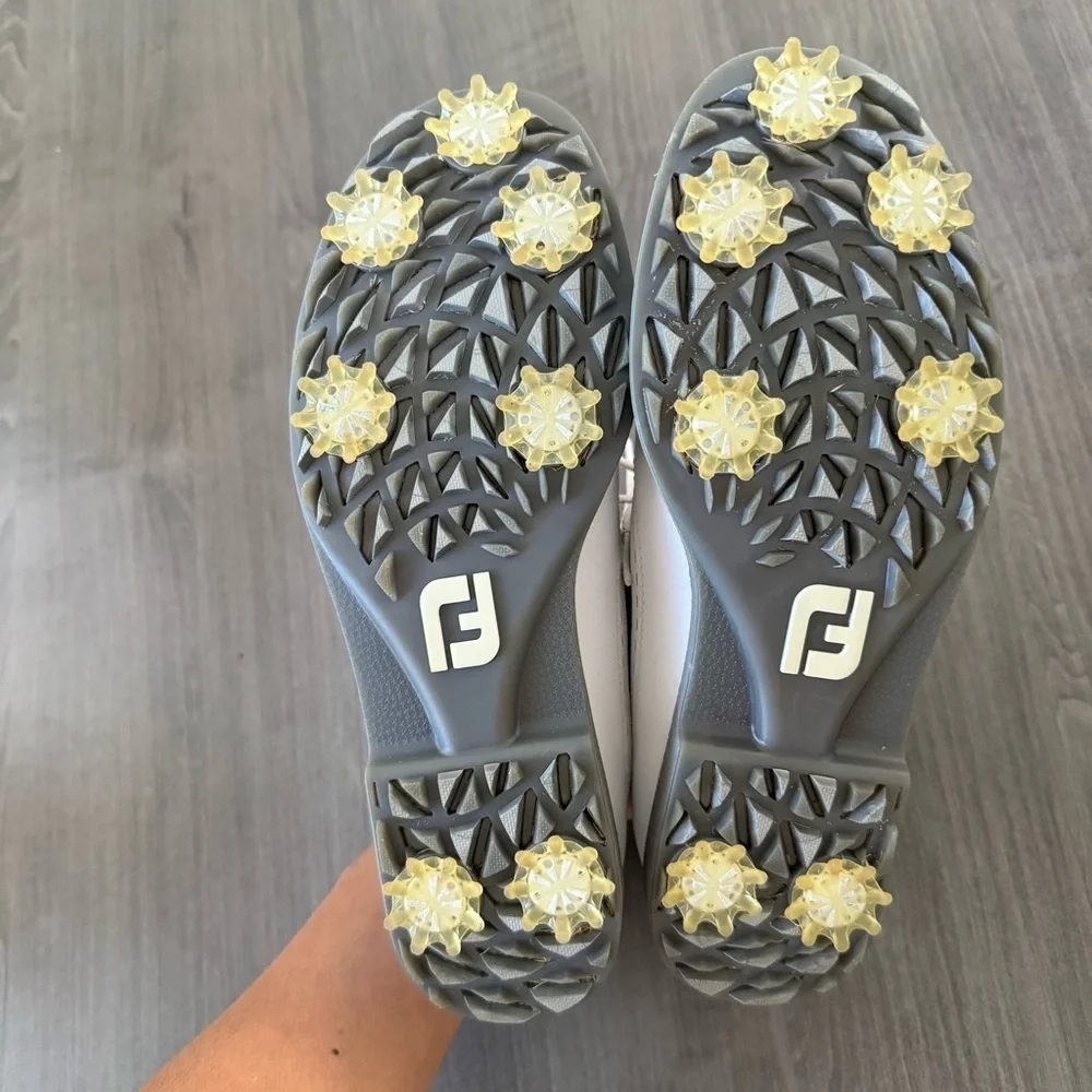 FootJoy Cap Toe Women golf shoes white gray animal print size 7.5 M